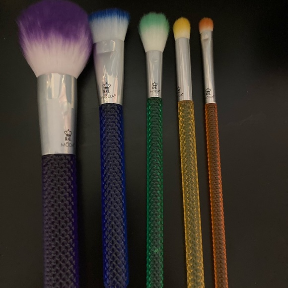Moda Brush Set - Picture 3 of 3